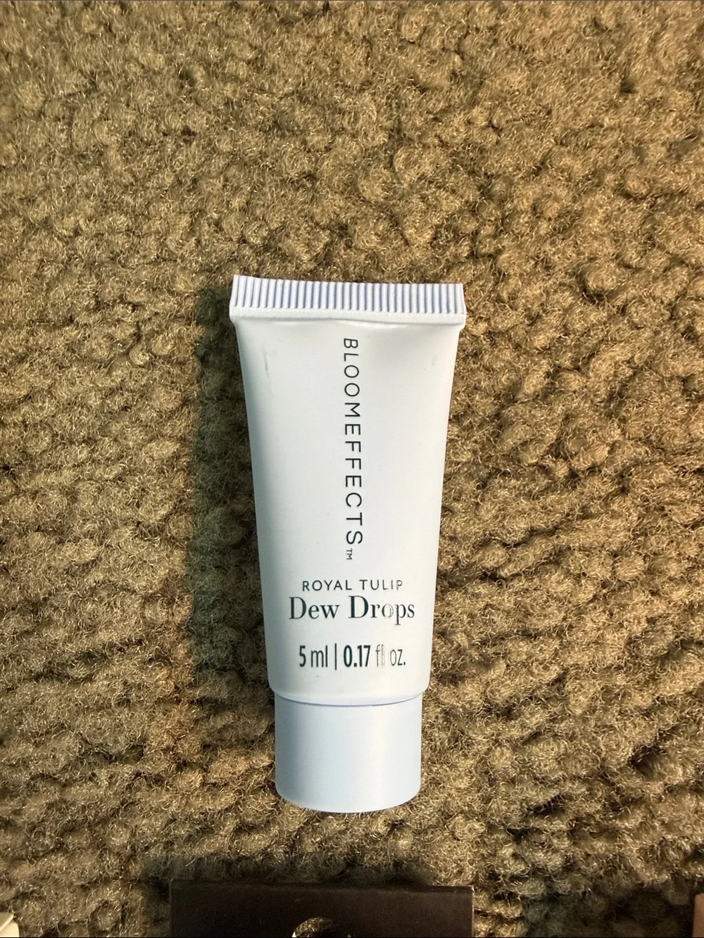 NIB 4 pcs. mini sized skin care products